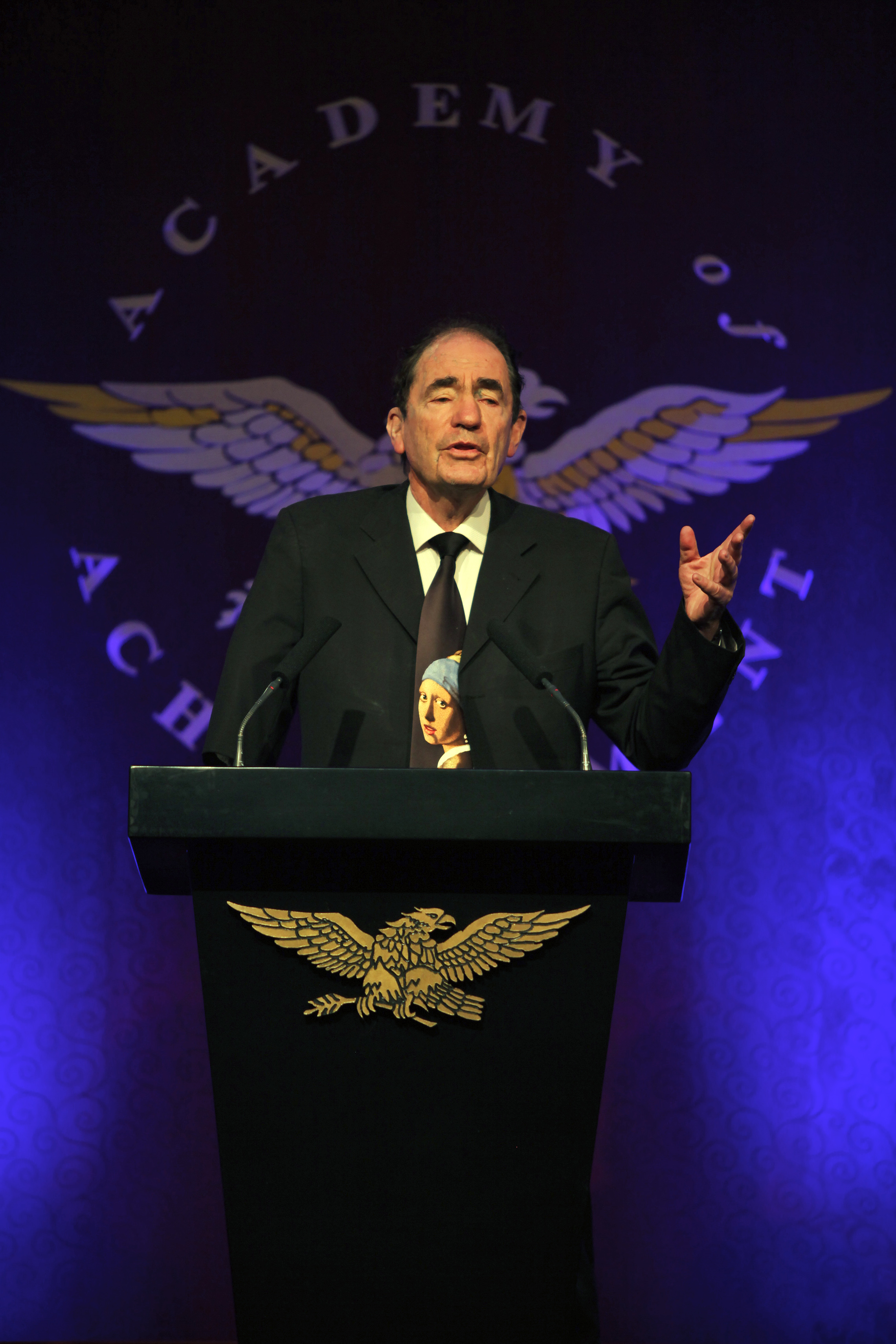 Justice Albie Sachs addresses the Academy delegates and members during the 2009 International Achievement Summit in Cape Town, South Africa. (© Academy of Achievement)